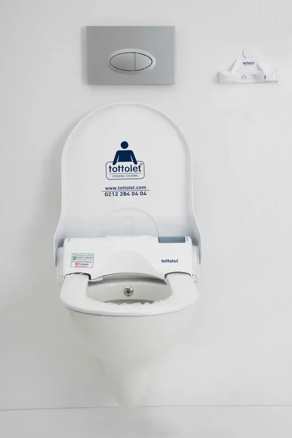Tottolet® Butonlu (AKÜLÜ) - Otomatik Hijyenik Klozet Kapak Sistemi